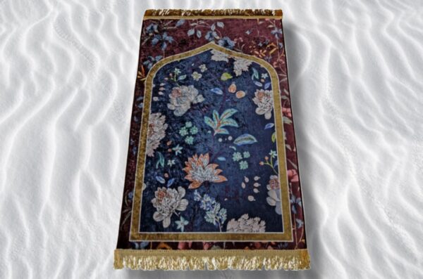 Prayer Mats (Sajjadah) - Image 16